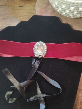 Red Velvet Choker